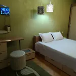 за гости 